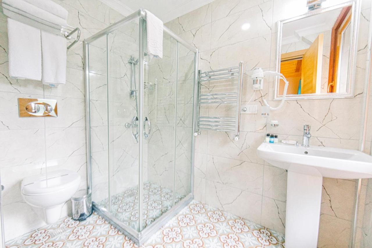 Acacia Mansion Hotel Istanbul Bagian luar foto