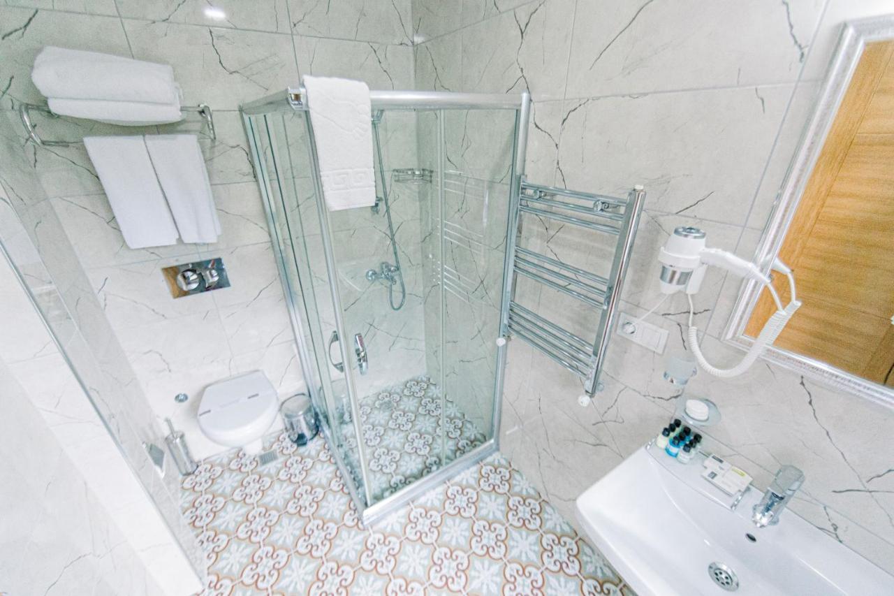 Acacia Mansion Hotel Istanbul Bagian luar foto