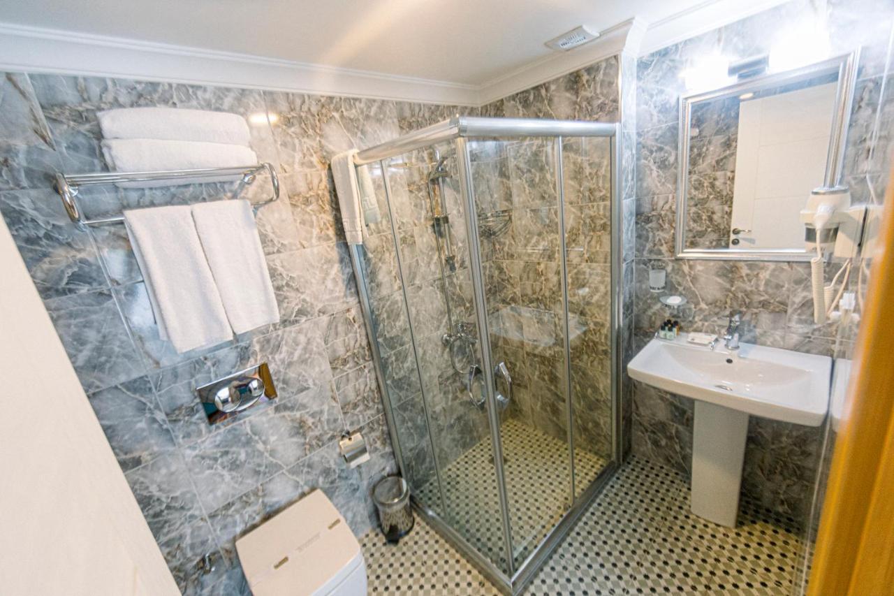 Acacia Mansion Hotel Istanbul Bagian luar foto